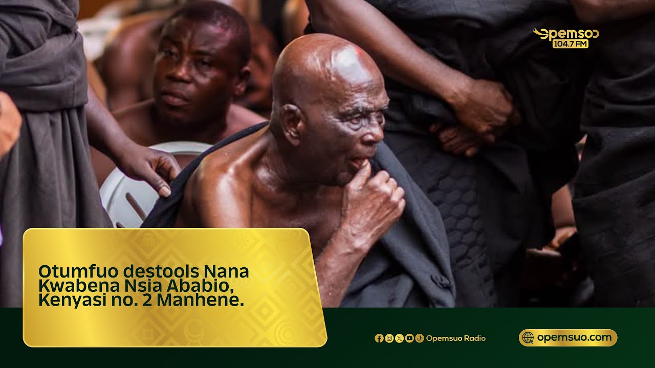 Asantehene destools Nana Kwabena Nsia Ababio, Kenyasi No. 2 Manhene