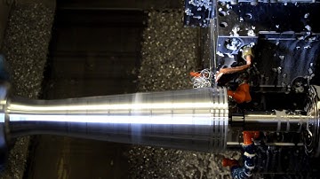 High Speed CNC Lathe Turning, Milling Metal Modern Machine Shop