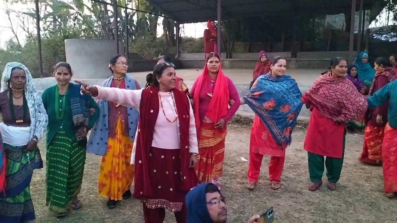 कति राम्णाे भनाई । New Deuda Song | Live Deuda | Deuda। Nepali Deuda Khel । Deuda Song 2082