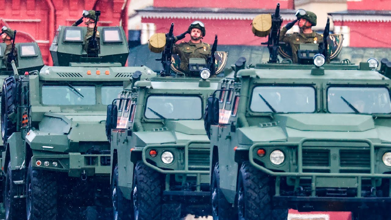 Батальоны разных видов войск приняли участие в Параде Победы на Красной Площади