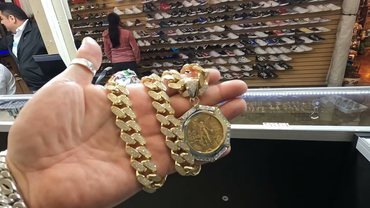 Cadena de Oro 14k con Centenario de 22k. a&l jewelers POMONA indoor