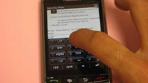 How to erase / reset Blackberry 9530 Storm personal data and phone settings