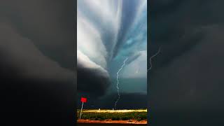 Powerful, intense supercell thunderstorm in the Texas Panhandle.