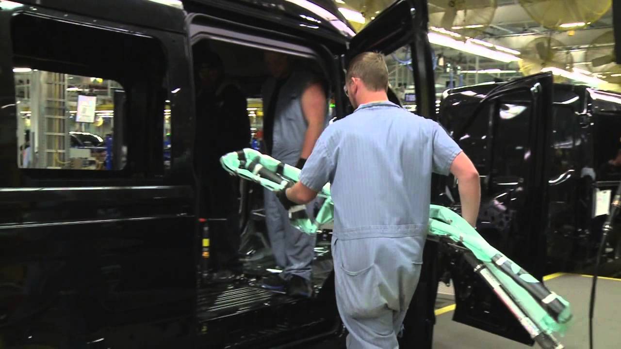 Ford Transit Wagon >> 2015 Ford Transit with five-row side curtain airbag - YouTube Ford Transit Wagon >> 2015 Ford Transit with five-row side curtain airbag - YouTube