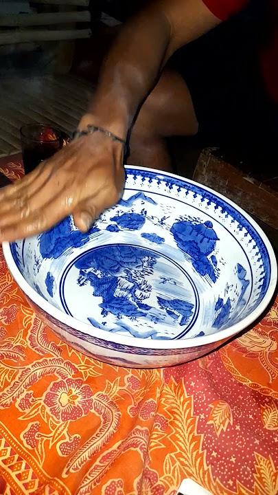 barang antik mangkok bisa berbunyi !!! aneh dan unik