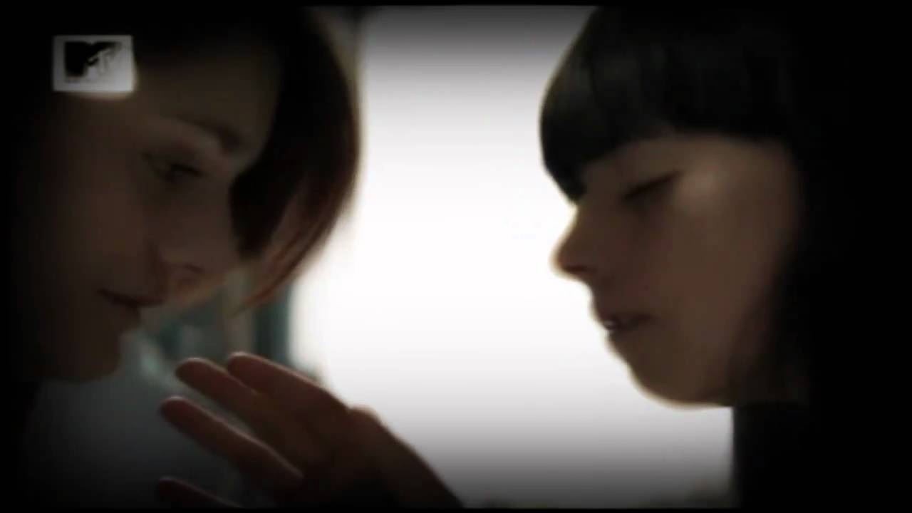 pia y valentina - eres