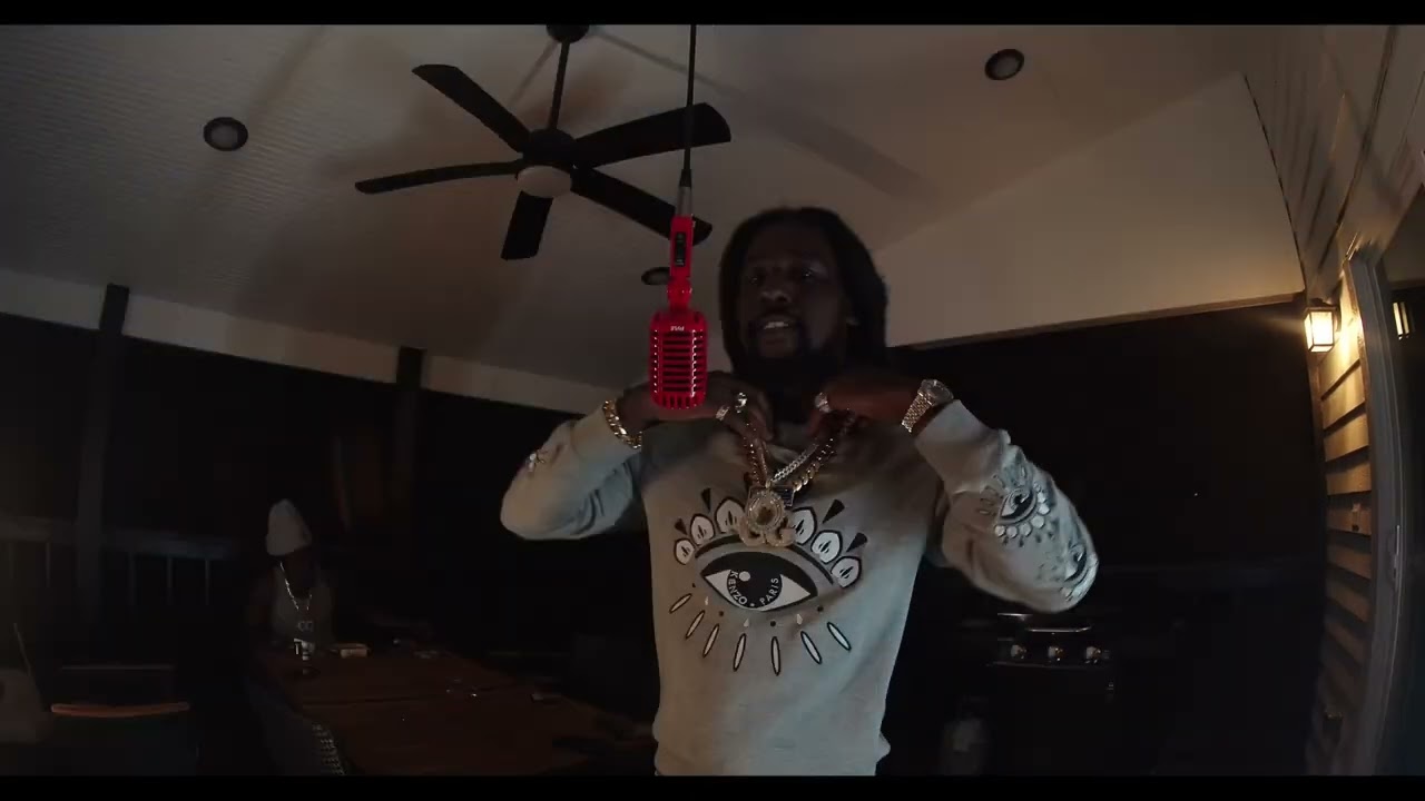 Obejrzyj Shotta Scoop - Timing (Mic Check) w YouTube Obejrzyj Shotta Scoop - Timing (Mic Check) w YouTube