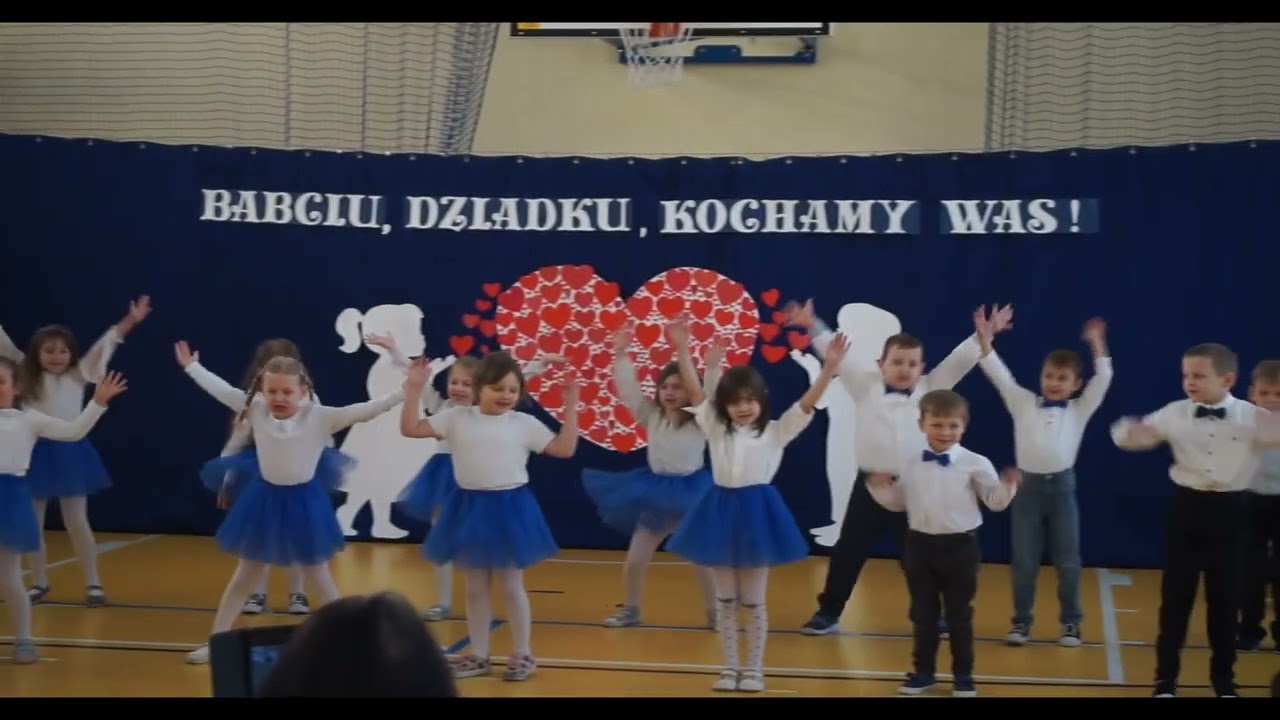 Obchody z okazji Dnia Babci i Dziadka w Szkole Podstawowej Integracyjnej nr 8 w Sieradzu w roku 2026