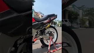 Kawasaki Ninja Pelet Nya Cewek Cantik