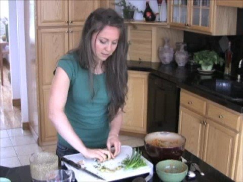 Superfoods With Jules - Carrot Avocado Salad