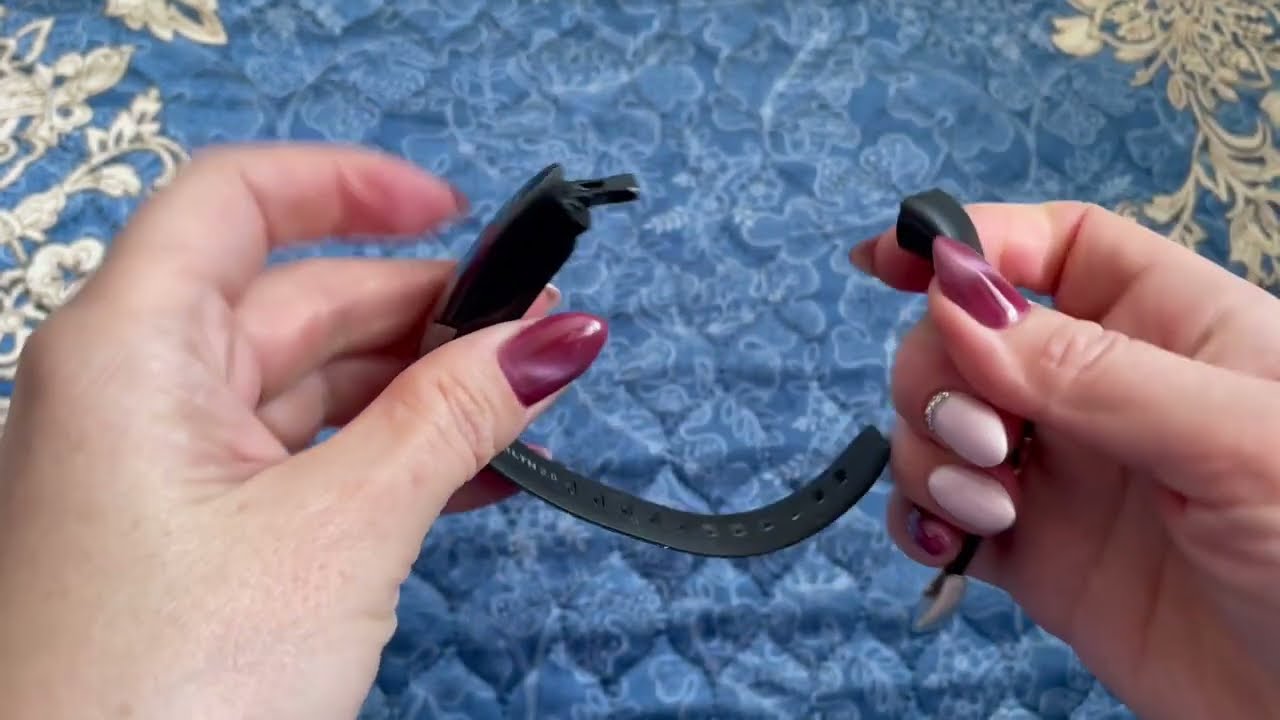 Как зарядить браслет Здоровье 2.0 от компании ЕЮС Брокер