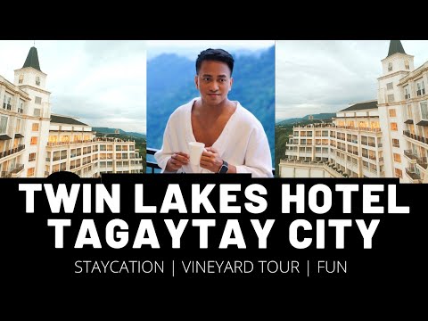Twin Lakes Hotel