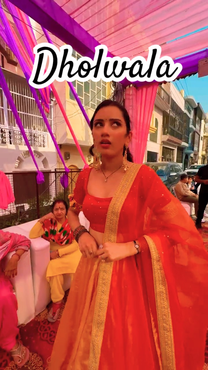 Beijjati Ho gayi aaj ? #neetubisht #youtubeshorts #wedding #weddingdance #lakhneet #shorts