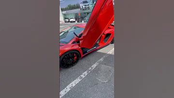 افخم واسرع انواع السيارات Lamborghini Avntador Lamborghini Dubai Luxury Cars Sportcar سيارات سباق 