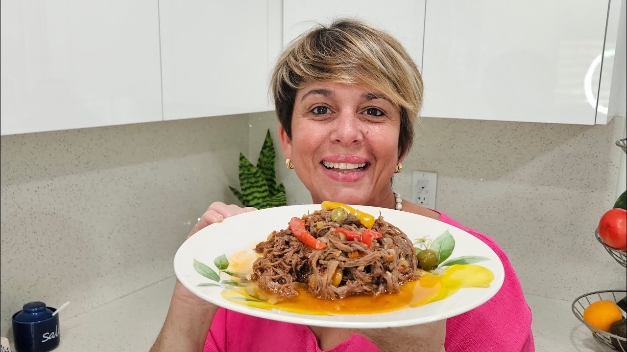 Cuban Ropa Vieja ~ Shredded Beef Recipe 😋 