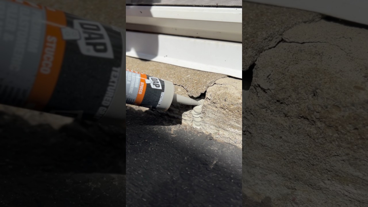 У вас есть щели или трещины в кладке? Возможно, пришло время попробовать текстурированный раствор...