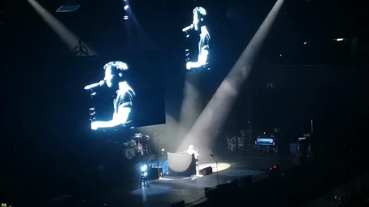 Семейные лагеря семь футов логотип. Братья футболисты в россии. Foot tour. Foot tour. At your feet игра.