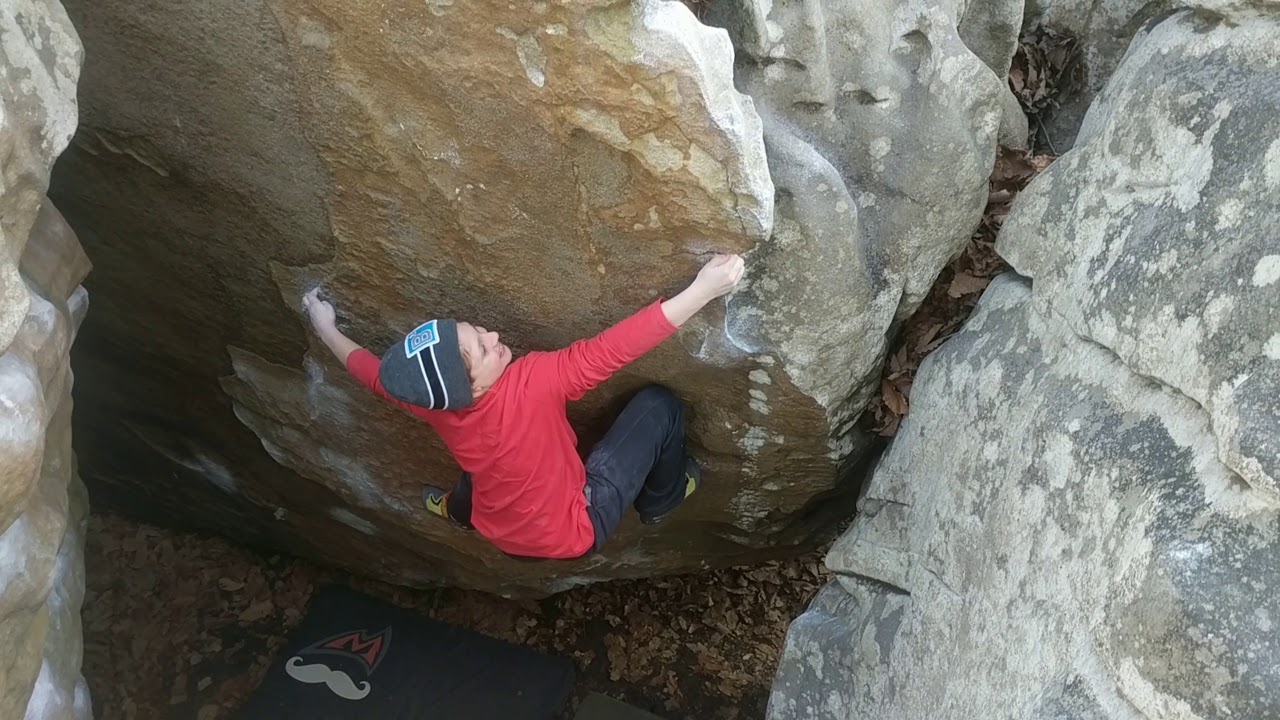 Face in the crowd v7 stone fort YouTube