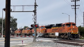 Eastbound BNSF Z Train w/NS C40-9W Trailing