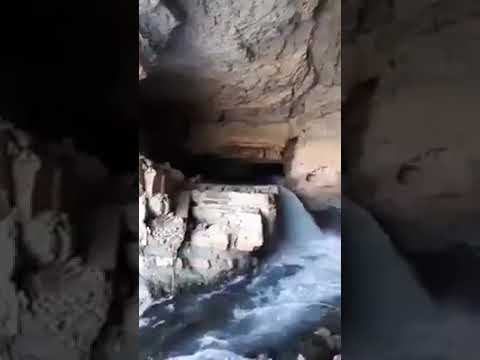 نبع "أفقا" الأثري يعود للتدفق بعد 25 عاماً في تدمر وسط صحراء حمص