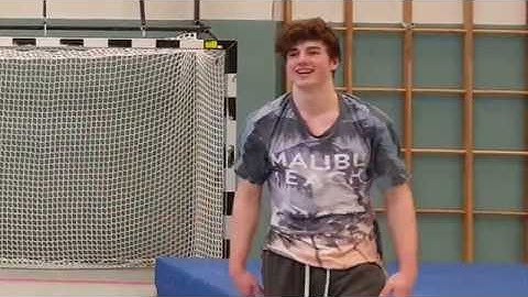 DOUBLE FRONTFLIP, VORTEX SIDEFLIP etc. || Freerunning März 2019