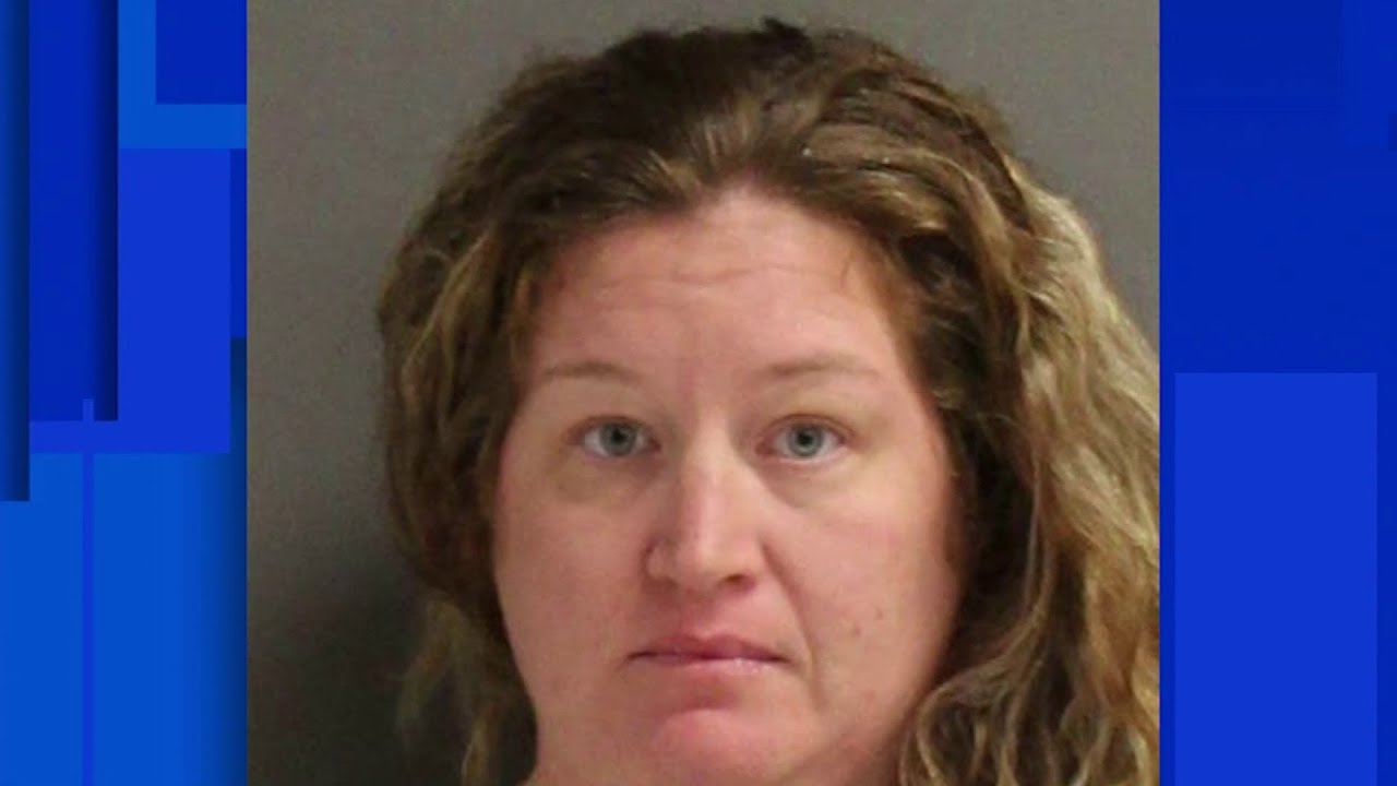 Mom accused of leaving baby in locked car - YouTube