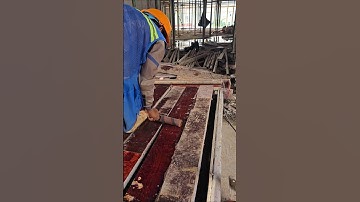 Oiling formwork #shorts #construction #skills