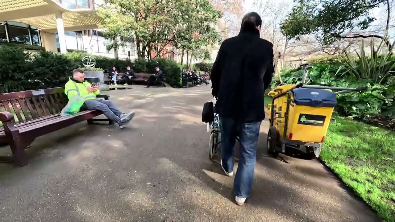 Virtual Walk - London - Victoria Embankment Gardens - March 2026 | kittikoko