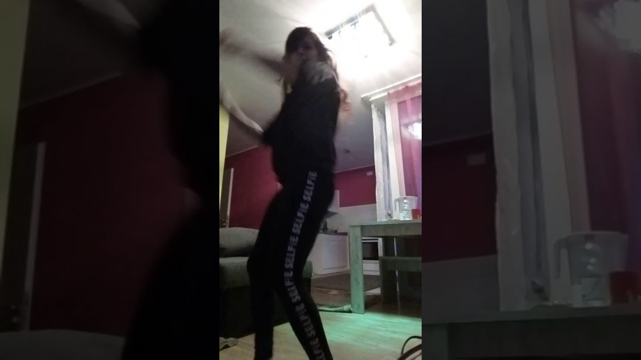 Ххх дрочит в машине