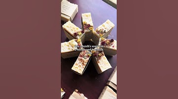 #howtomakesoap #soapclub #naturalsoap #honeysoap #naturalbarsoap #artisansoap #handmadesoap