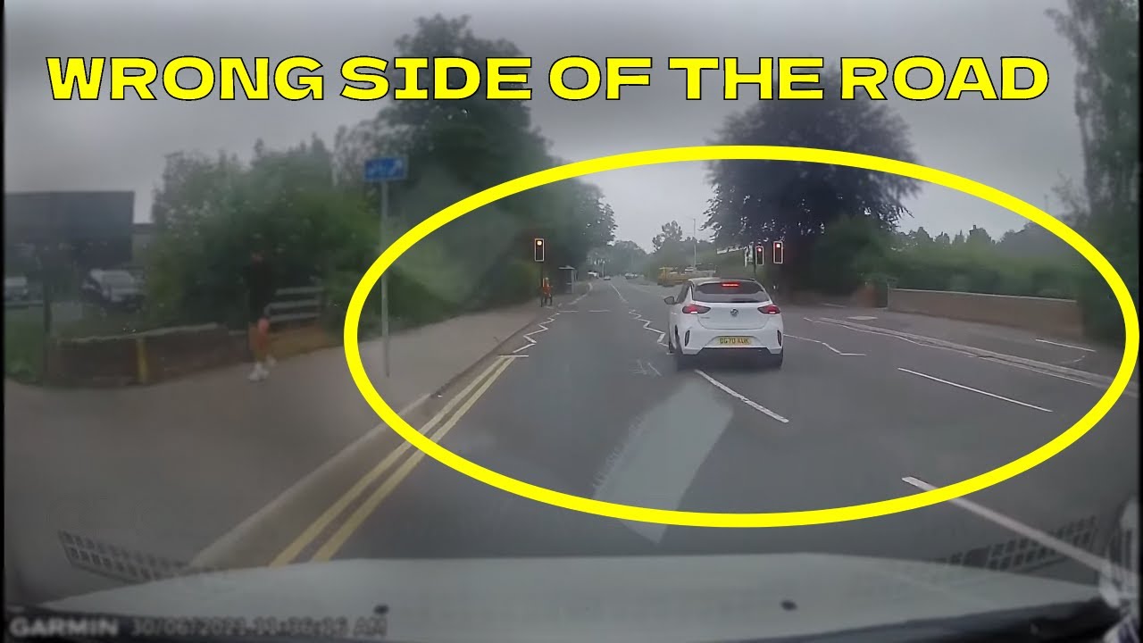 Dashcam UK - Road Rage - Driving Fails Vol.27 - YouTube