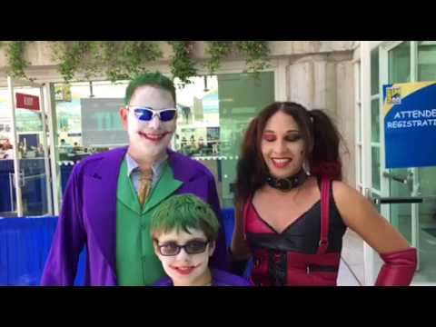 Joker And Harley Quinn Cosplay At San Diego Comic Con 2017