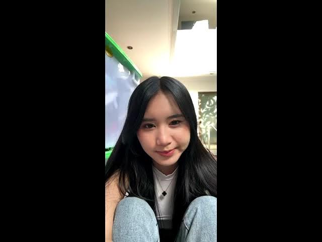 Yubka jinsiy aloqa video Hammomda onlayn lesbiyanka porno