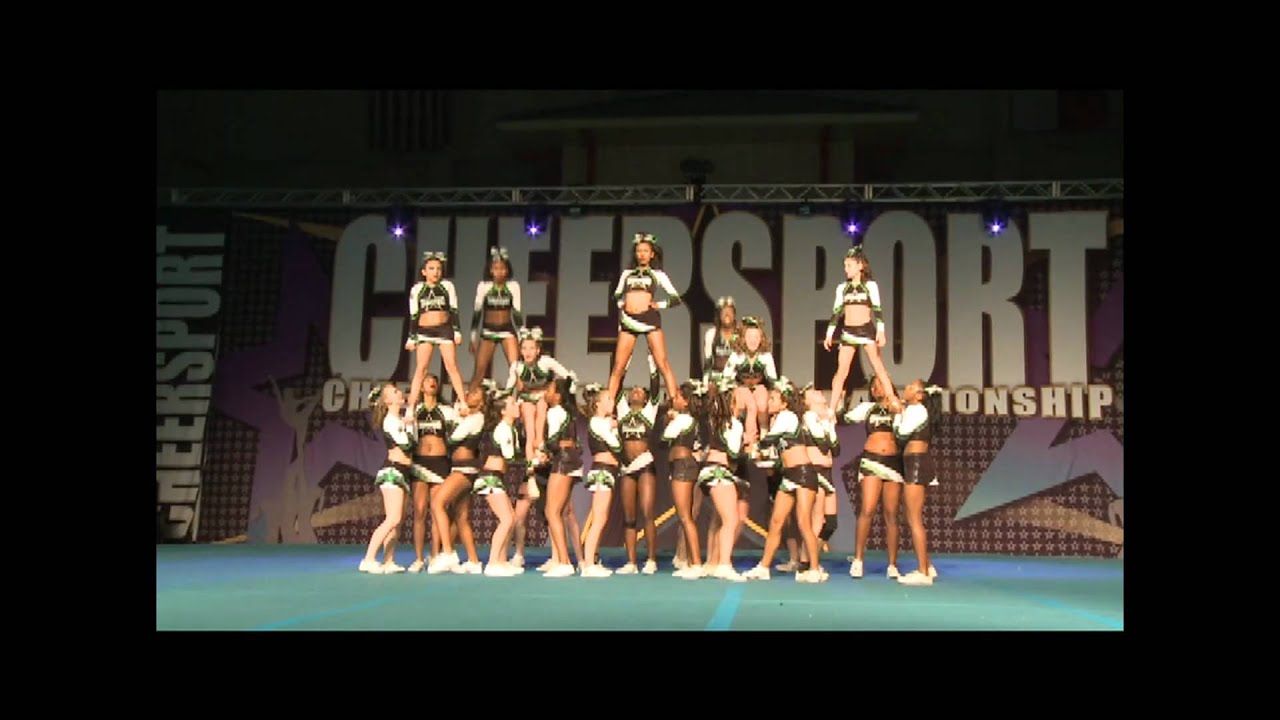 Cheer DynamicsSenior Level 4 (Cheer Sport Grand Championship1st Place