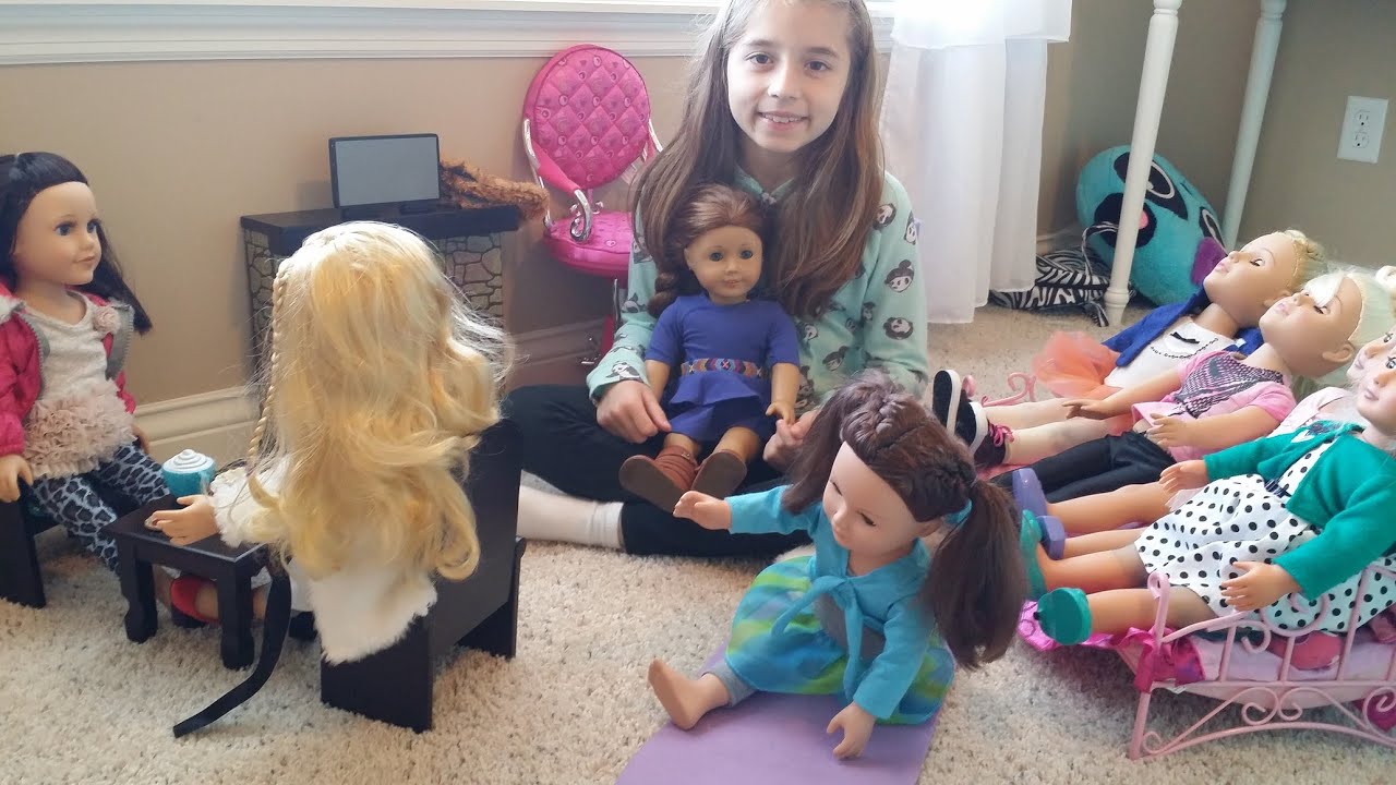 Our Generation Doll Camper vs My Life As Doll Camper ...
