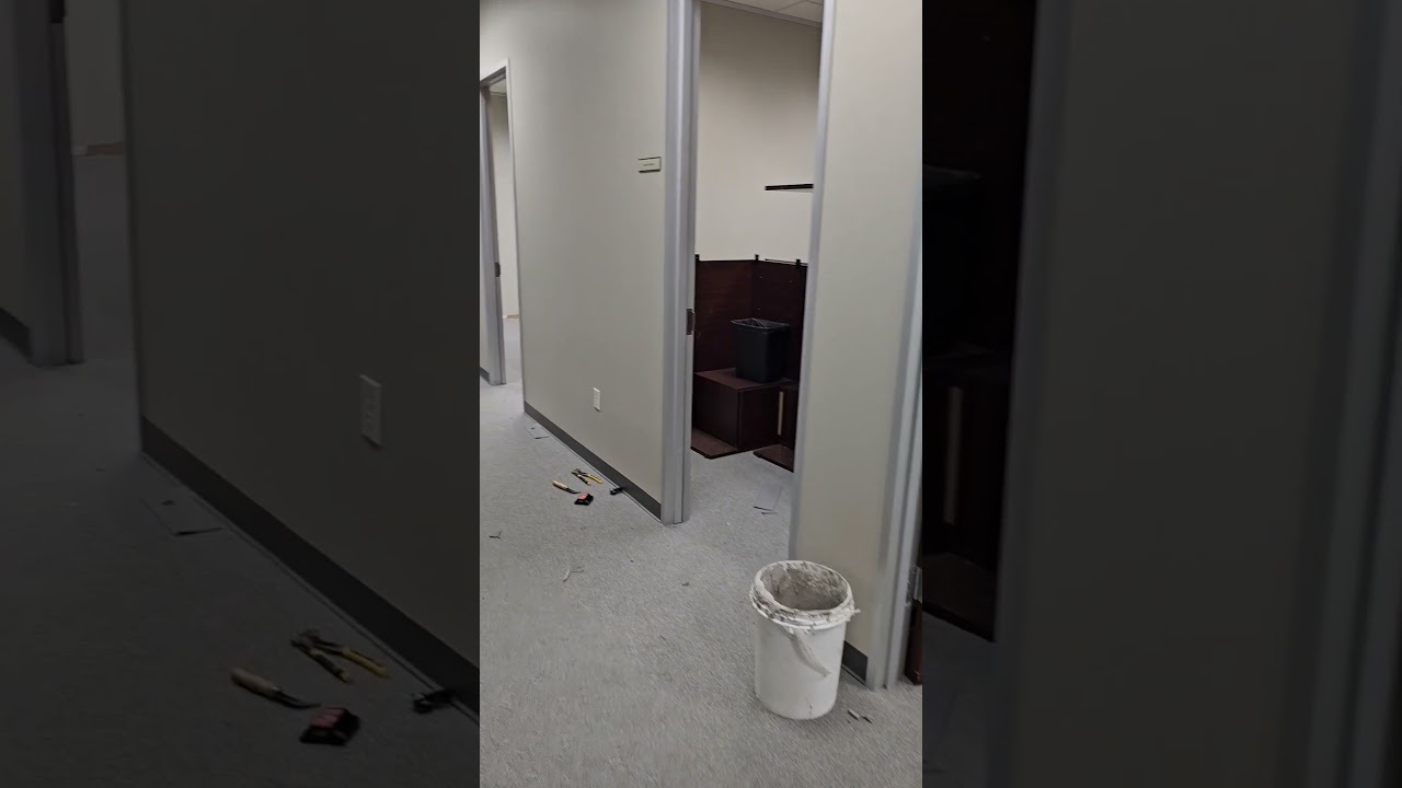 installing glue Down carpet 