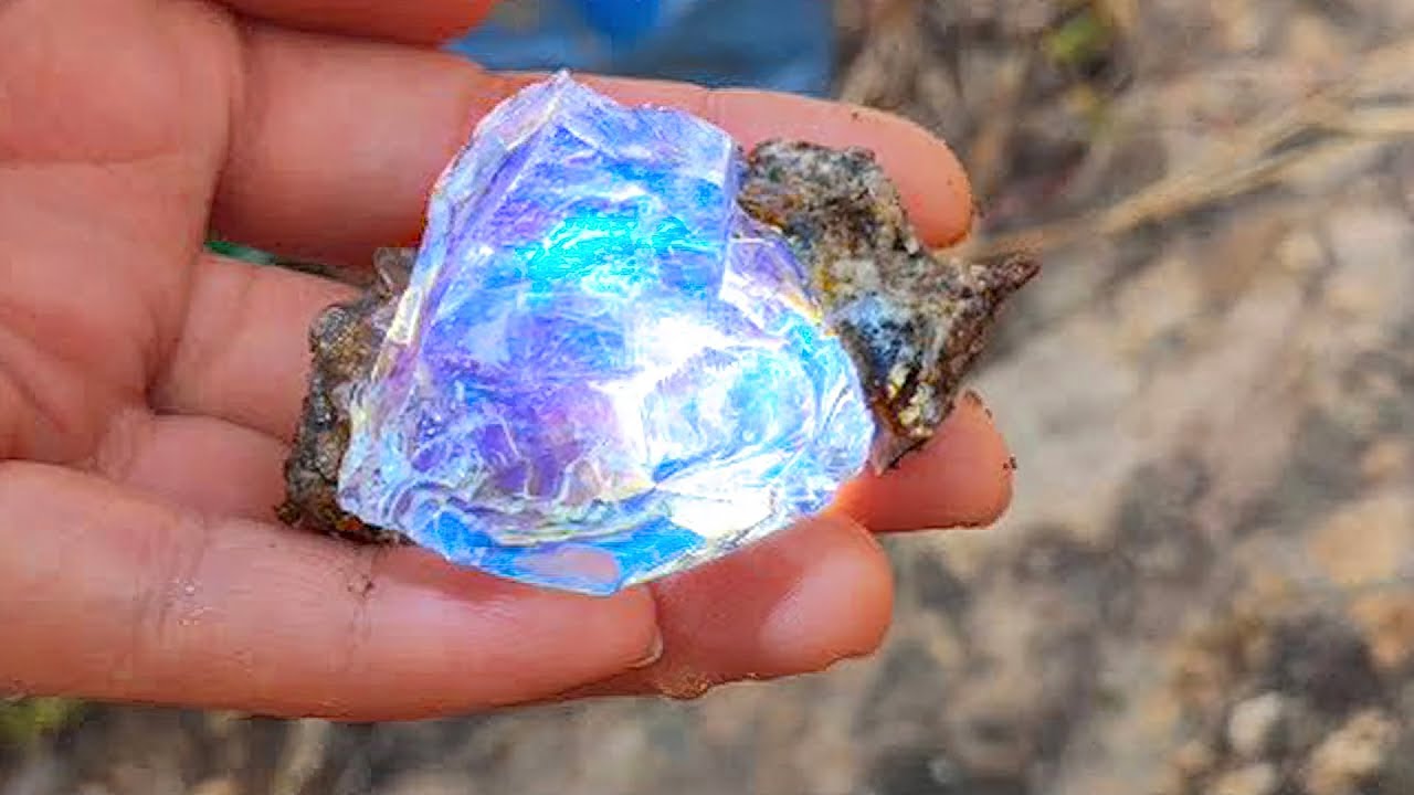 10-piedras-m-s-valiosas-que-los-diamantes-youtube