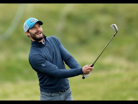 Jamie Dornan eagles the 18th hole at The Old Course #dunhilllinks