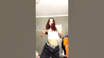 مين يتفق ان اريل ملكه جمال حورية البحر راح اعمل لايفا قريب قاعده اعمله بنزله بكرا تيم تين 