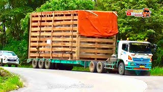 Gila Gak Masuk Akal‼️ Truk Muatan Trafo Listrik 100 Ton Mustahil Lolos Sitinjau Lauik