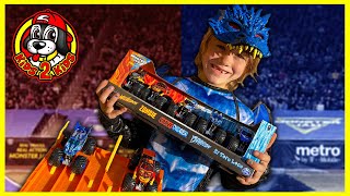 Monster Jam Trucks COME ALIVE! 🔥Fire & Ice DRAGON vs ZOMBIE ❄️Monster Jam Fire & Ice 5 pack