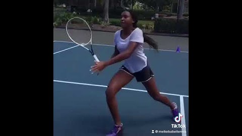 Work on different footwork patterns like @cocogauff  #tennis  #cocogauff #tennisfitness #shorts