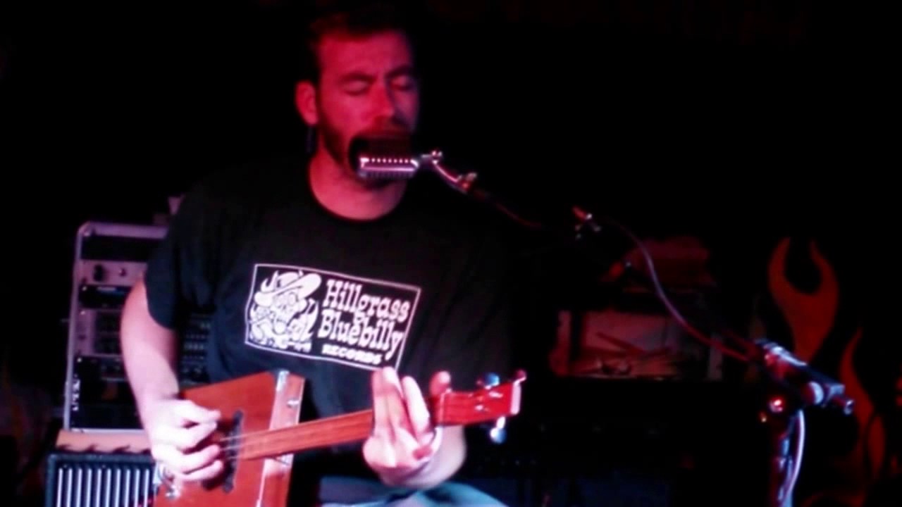 Ronan One Man Blues Band Performance @ Mondo Bizarro