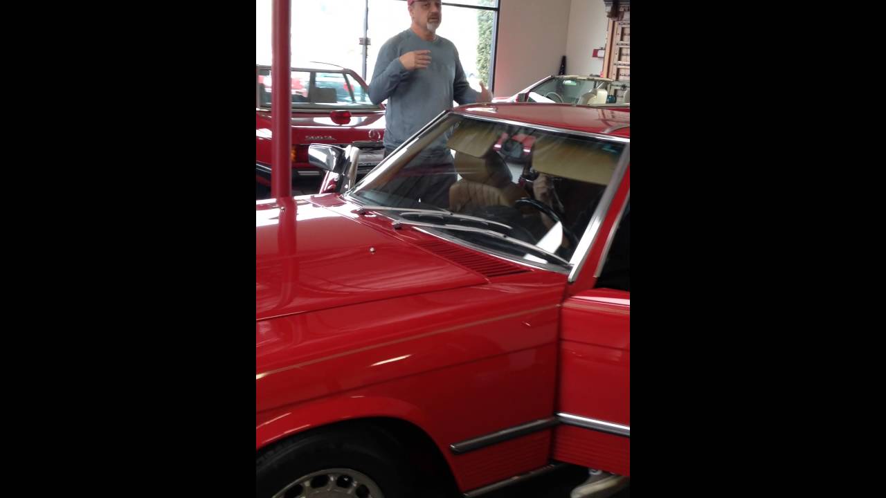 Remove Hardtop On Mercedes 560sl Youtube