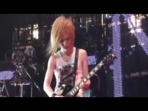 the GazettE - 未成年(Miseinen) (DIM SCENE-FINAL) - YouTube