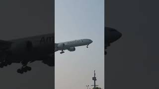Plane spotting at Heathrow Premier Inn Bath Lane #shorts #heathrow #a380 #planes #planespotting