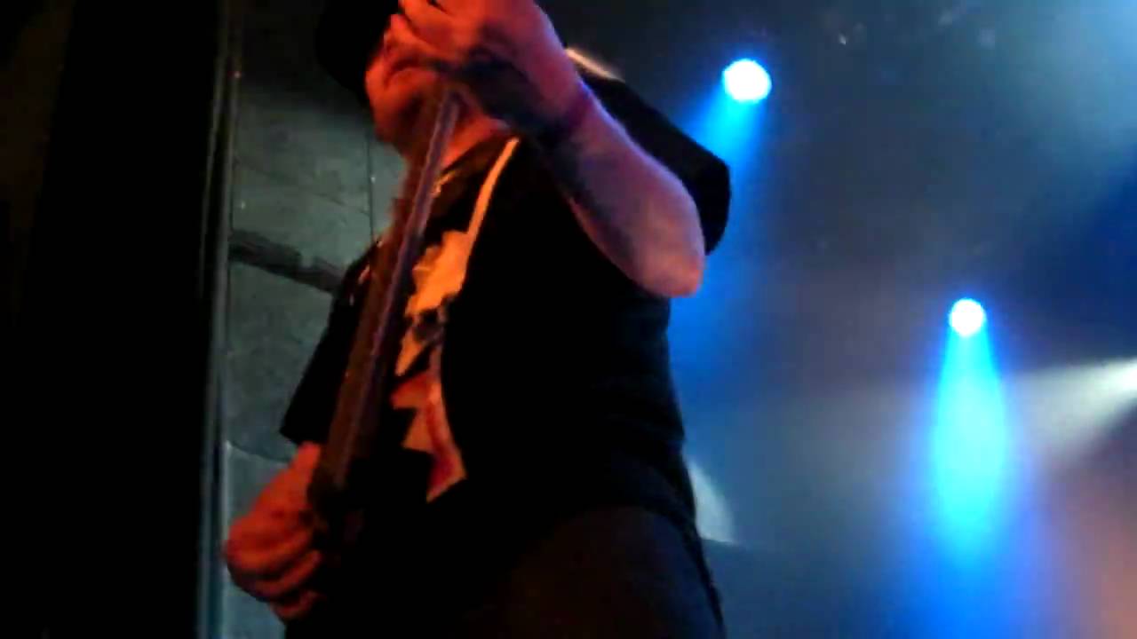 Emmure - 'When Keeping It Real Goes Wrong' [Beastfest 2009 Tivoli Utrecht]