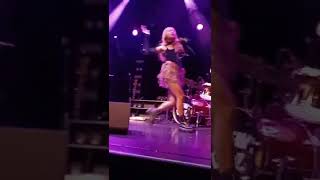 Tiffany Day - If I don't text you first live at El Rey theater Los Angeles 11/18/22