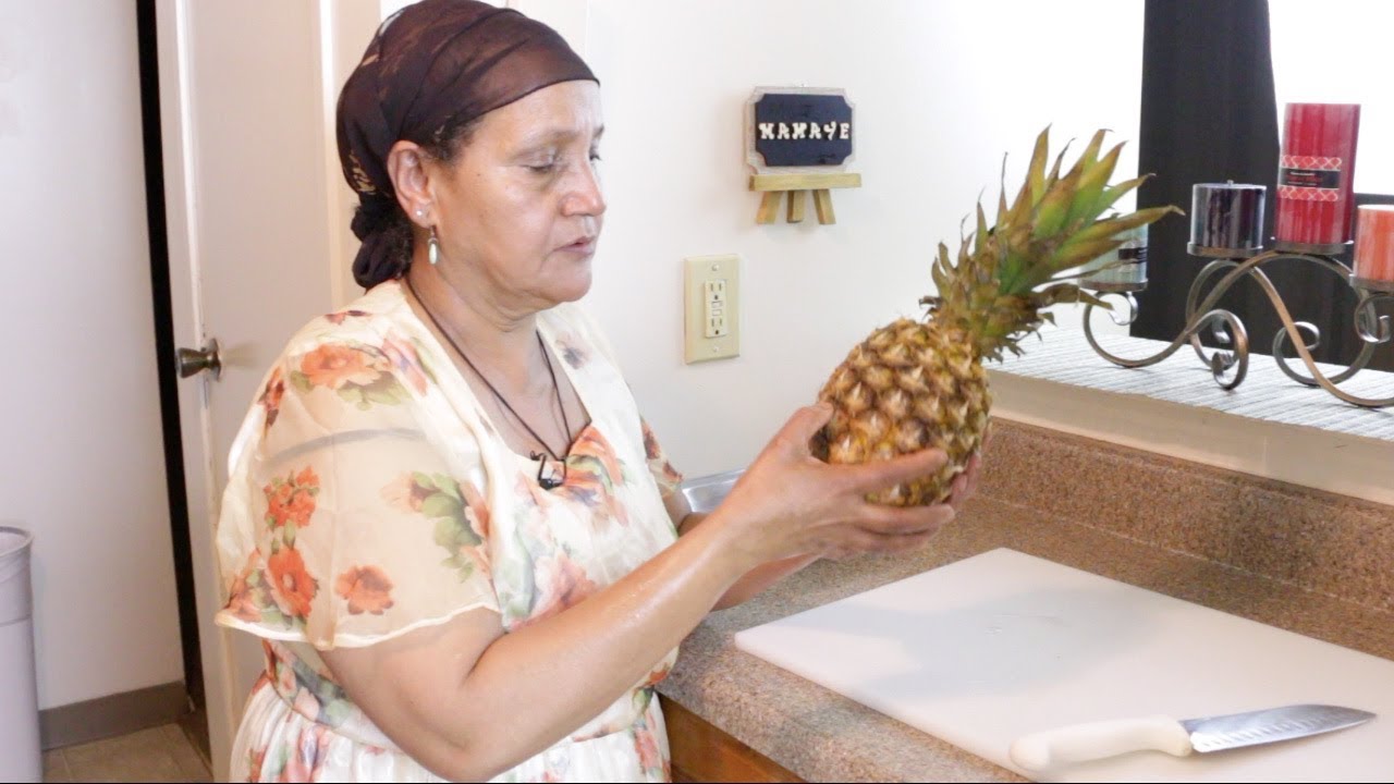 Ethiopian Drink/Ananas - How to make Pineapple Skin Juice - በአናናስ ልጣጭ የሚሰራ ጁስ