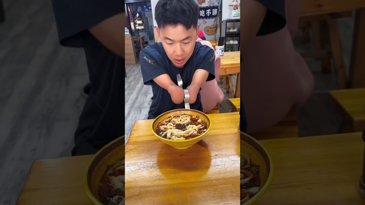 A Rular man eating Noodles 🍝 🍜 😋 